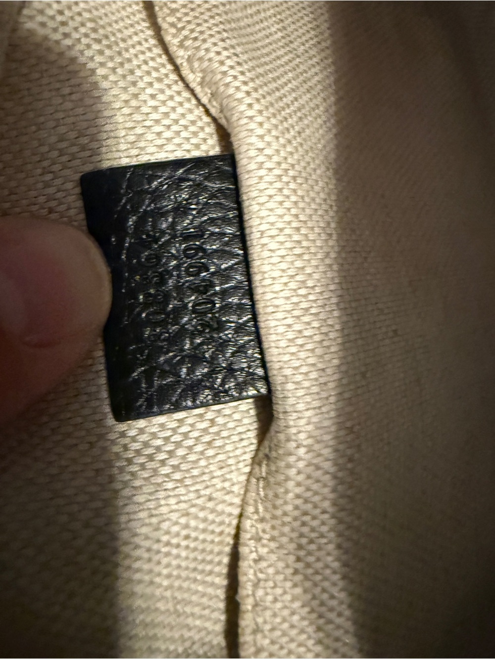 Gucci Black Leather Shoulder Bag with Gold Hardware - Picture 5 of 13